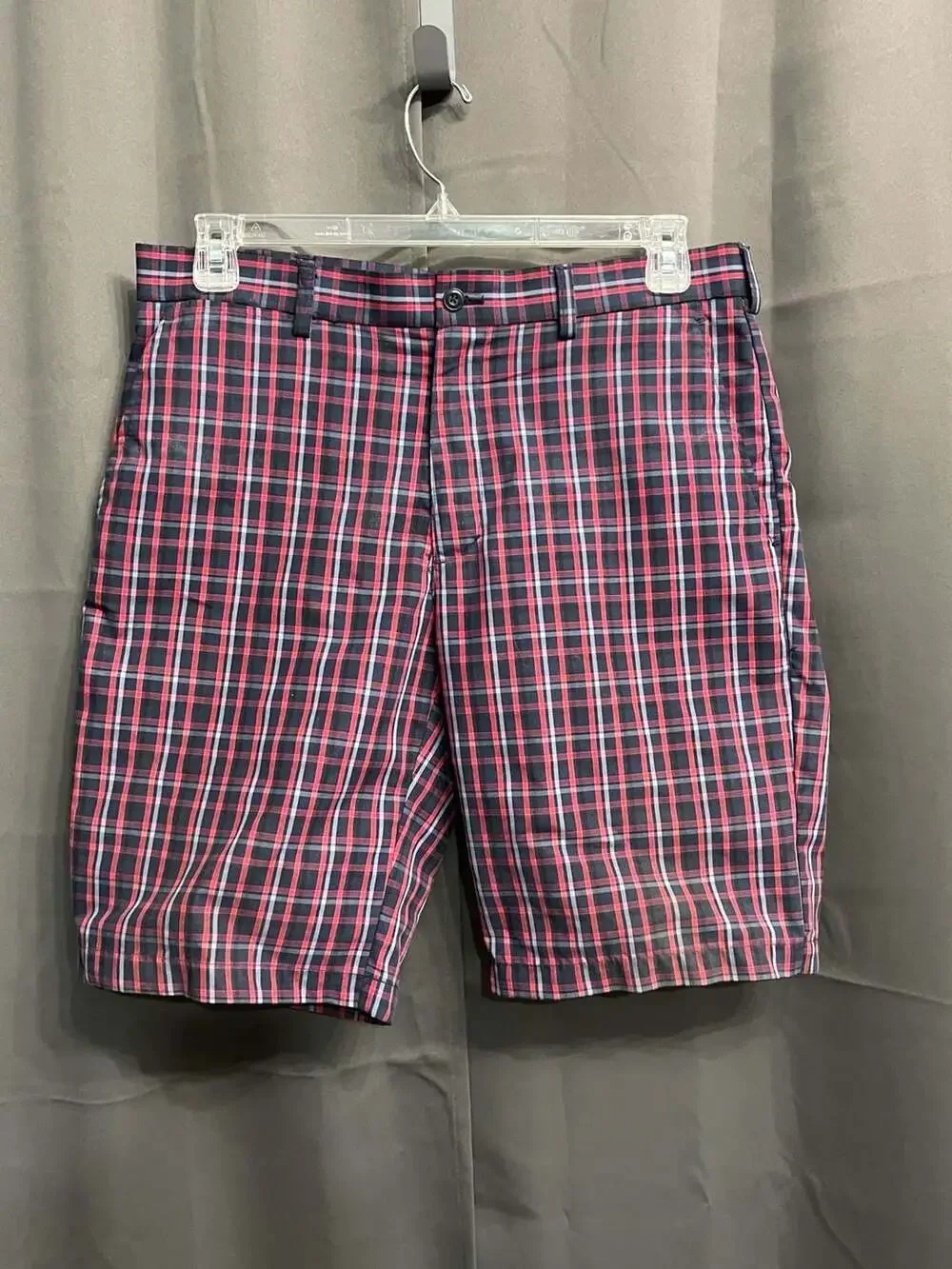 PGA Tour Men's Red Blue Plaid Golf Shorts Size 34